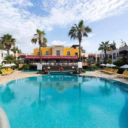 Ladonia Onderhan Hotell 4*