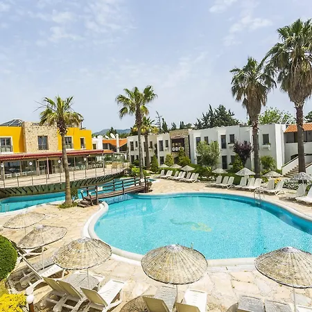 Ladonia Onderhan Hotell 4*
